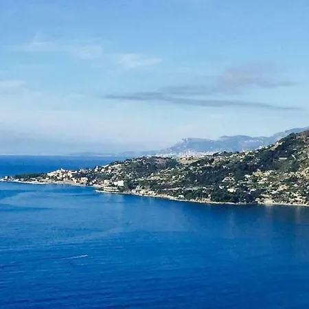 Apartament Vicolo Littardi San Remo